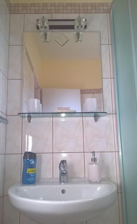Pongracz Apartman 齐尔茨 外观 照片
